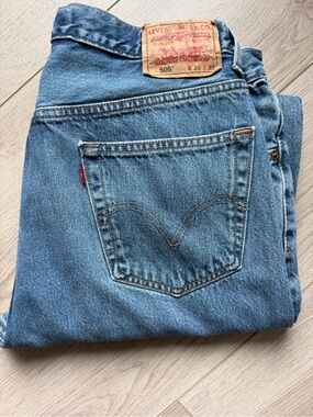 Levi's Men’s Relaxed Jeans - Light Blue Denim